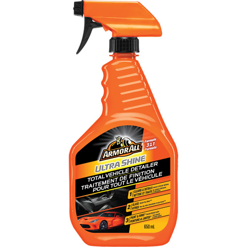 Traitement de finition pour tout le v&eacute;hicule Ultra Shine, 650 ml, Bouteille &agrave; g&acirc;chette Pronet Distribution