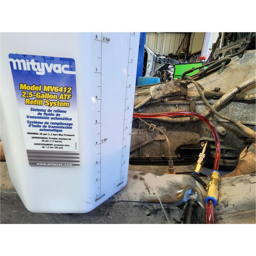 Syst&egrave;me de remplissage de liquide de transmission automatique de 2,5 gallon Pronet Distribution