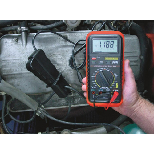Multim&egrave;tre automobile de luxe avec fonctions r&eacute;gime moteur et temp&eacute;rature Pronet Distribution