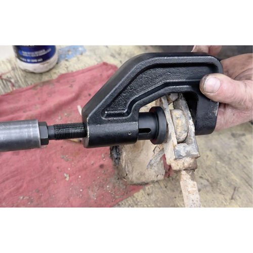 Presse-axe de chape de frein pour camions de classes 6 &agrave; 8 Pronet Distribution