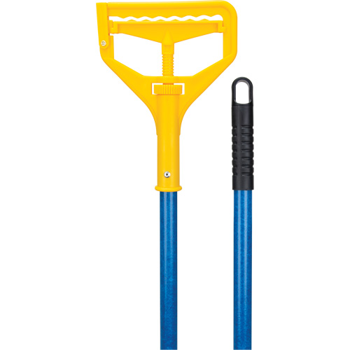 Handle with Clip, Fibreglass/Plastic, Open Gate Tip, 60" Length Pronet Distribution