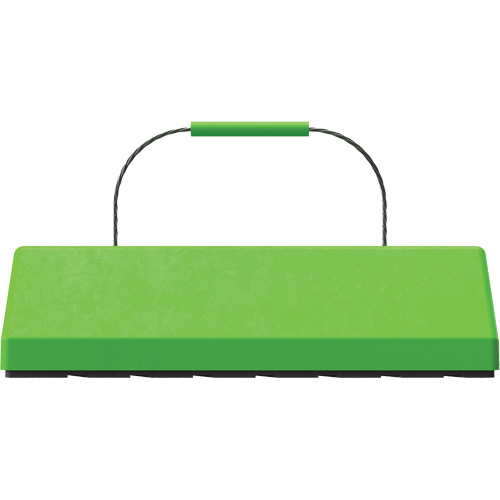 Cale de roue pour avion Checkers Safety SafeRay avec poign&eacute;e &agrave; c&acirc;ble & patin en caoutchouc, Ur&eacute;thane, Vert fluorescent, 24" la x 8" p x 6" h Pronet Distribution