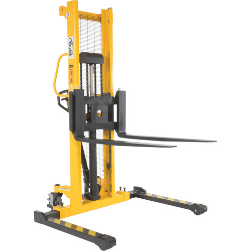 Gerbeur hydraulique manuel, Fonctionnement Pompe manuelle, Capacit&eacute; 2000 lb, Lev&eacute;e max 63" Pronet Distribution