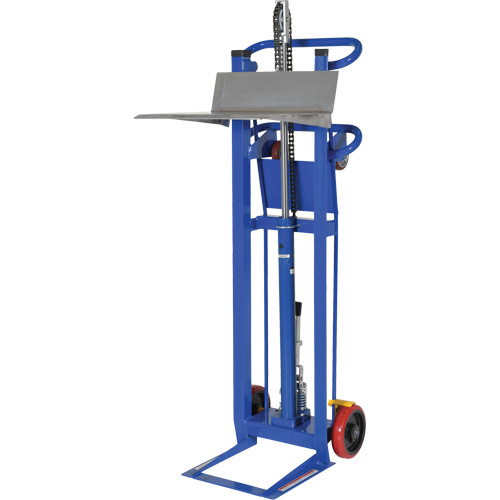 Gerbeur &agrave; plateforme hydraulique, M&eacute;canisme Pompe au pied, Capacit&eacute; de 750 lb, Levage max de 52" Pronet Distribution