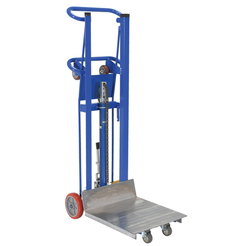 Gerbeur &agrave; plateforme hydraulique, M&eacute;canisme Pompe au pied, Capacit&eacute; de 750 lb, Levage max de 52" Pronet Distribution