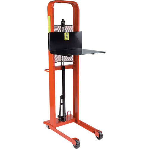 Gerbeur hydraulique &agrave; plateforme, M&eacute;canisme Pompe au pied, Capacit&eacute; de 1000 lb, Levage max de 80" Pronet Distribution
