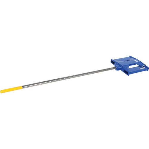P&ocirc;le de transport de tapis pour chariot &eacute;l&eacute;vateur, 120-1/2" longueur, Install&eacute; sur fourche, Capacit&eacute; de 2200 lb Pronet Distribution