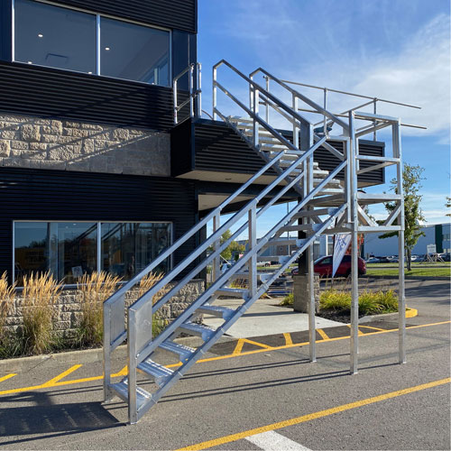 Escalier Smartstairs t&eacute;lescopique &agrave; 3-5 marches en aluminium Pronet Distribution