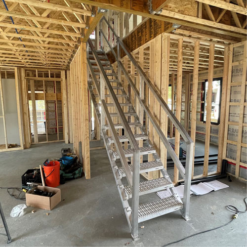 Escalier Smartstairs t&eacute;lescopique &agrave; 3-5 marches en aluminium Pronet Distribution