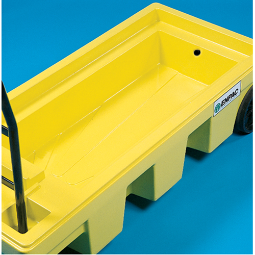 Chariots Poly-Spillcart, 66,5" lo x 29" la x 43,9" h, Cap. de d&eacute;versement 57 gal. US Pronet Distribution