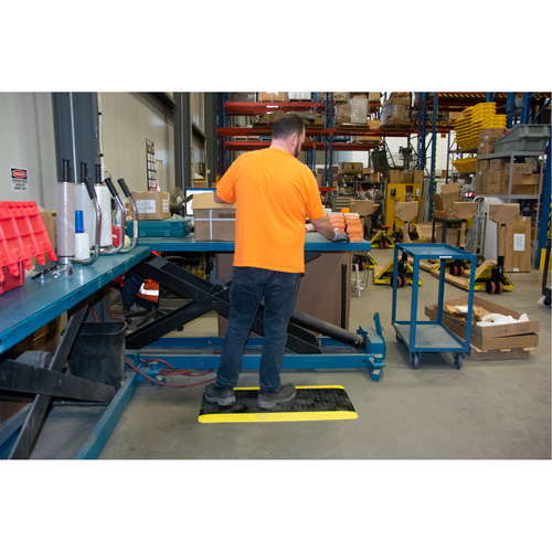 Anti-Fatigue Matting, Diamond, 1-2/3' x 3-1/4' x 3/4", Black/Yellow, Polyurethane Pronet Distribution