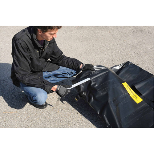 Ultra-550 Containment Sump&reg; Flexible Fuel Tank Container with Drain, 102" L x 72" W, 650 US gal. Capacity Pronet Distribution