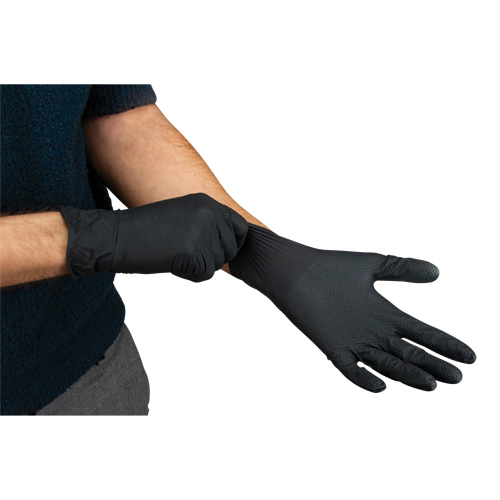 Heavyweight Tactile Grip Examination Gloves, Small, Nitrile, 8-mil, Powder-Free, Black Pronet Distribution