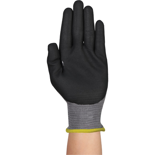 Gants r&eacute;sistants &agrave; la coupe HYFLEX 11-584, Taille 5/2T-petit, Calibre 21, Rev&ecirc;tement Mousse de nitrile, Enveloppe en PEHP/Intercept, ASTM ANSI niveau A6/EN 388 niveau F Pronet Distribution