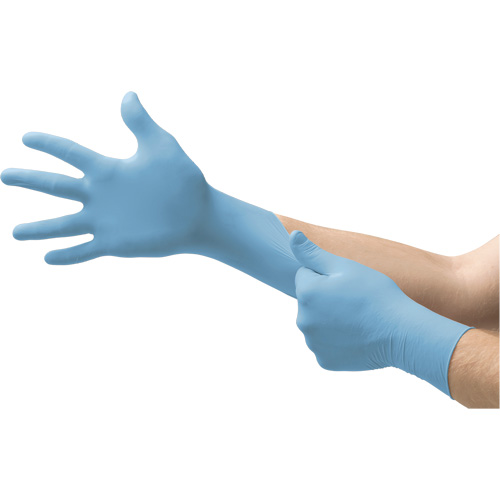 Gants jetables Vesatility 92-134 MICROFLEX, 8,5/9/Grand, Nitrile, 2,76-mil/3,94-mil, Sans poudre, Bleu, Classe 2 Pronet Distribution