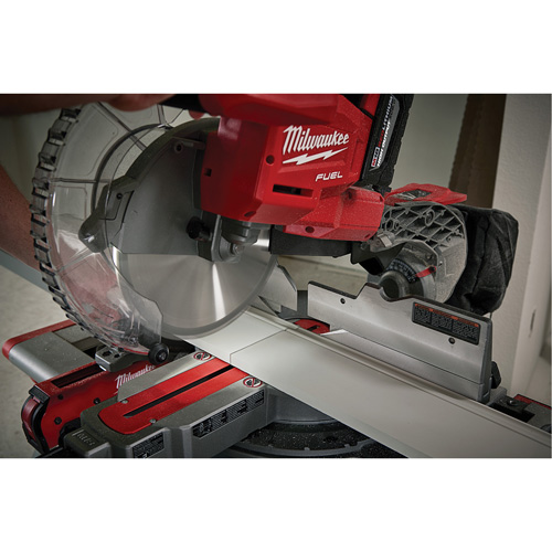 Ensemble scie &agrave; onglets combin&eacute;s coulissante &agrave; biseau double M18 Fuel Pronet Distribution
