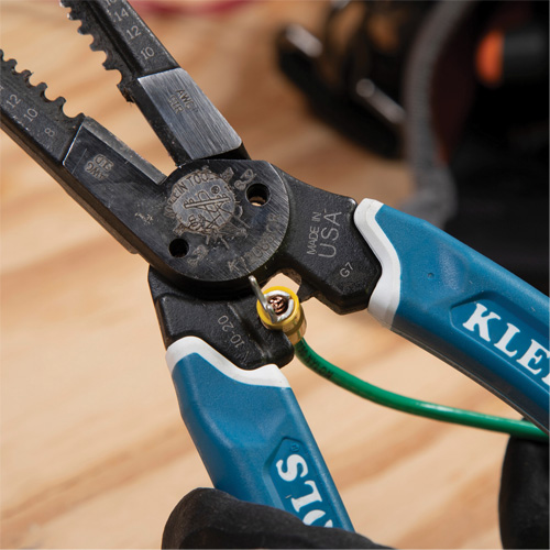 Klein-Kurve&reg; Heavy-Duty Wire Stripper, Cutter & Crimper Multi-Tool, 8-1/4" L, 8 - 20 AWG Pronet Distribution