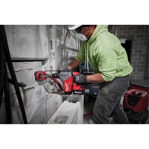 Marteau rotatif M18 Fuel SDS Plus avec ensemble d&eacute;poussi&eacute;reur Hammervac, 18 V, 1-1/8" - 3", 800 tr/min Pronet Distribution