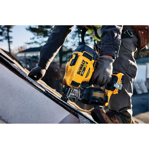 15° Cordless Coil Roofing Nailer Kit, 20 V, Lithium-Ion Pronet Distribution