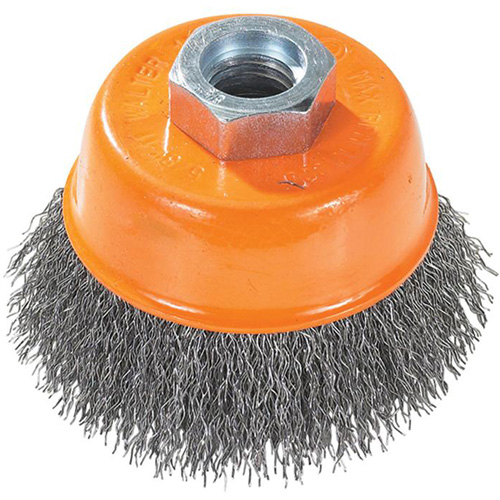 Brosse coupe avec soies m&eacute;talliques ondul&eacute;es et anneau Pronet Distribution