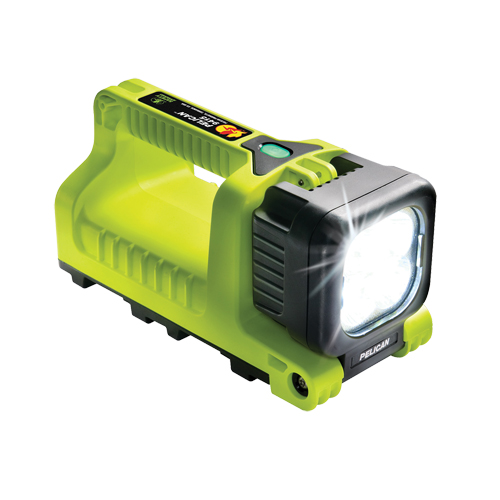 Lantern, LED, 588 Lumens, C Batteries Pronet Distribution
