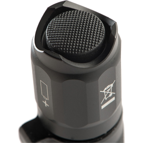 Lampe de poche tactique de s&eacute;rie 7000, DEL, 774 lumens, Piles CR123 Pronet Distribution