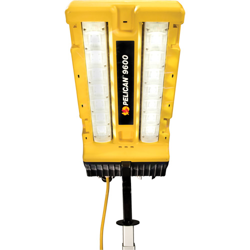 Syst&egrave;me avec t&ecirc;te d'&eacute;clairage modulaire et support, DEL, 24 W, 3000 lumens, Boîtier en Aluminium Pronet Distribution