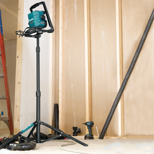 Portable Tripod for LED Floodlight Pronet Distribution