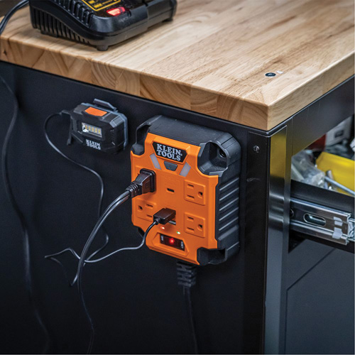 Powerbox 1 Magnetic Power Strip, 4 Outlet(s), 5', 120 V Pronet Distribution