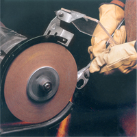 Scotch-Brite Cut & Polish Wheels, 6" Dia. x 1" W, 1" Arbor, Aluminum Oxide Pronet Distribution