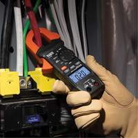 Trousse dessai &eacute;lectrique avec pince-m&egrave;tre Pronet Distribution