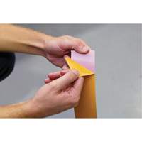 Marqueur robuste pour le sol Tough-Mark, Rectangle, 48" lo x 2" la, Jaune, Poly&eacute;thyl&egrave;ne Pronet Distribution