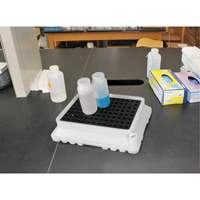 P4 Ultra-Spill Tray, 17" lo x 21" la x 4" h, Cap. de d&eacute;versement 2,9 gal. US Pronet Distribution