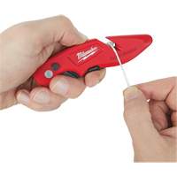 Couteau utilitaire rabattable Fastback, 2" lame, lame en Acier au carbone, poign&eacute;e en M&eacute;tal Pronet Distribution