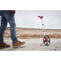 Roue &agrave; mesurer num&eacute;rique, 12"/30 cm, Gamme de 10 000' Pronet Distribution