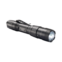 Lampe de poche tactique 7600, DEL, 944 lumens, Piles CR123 Pronet Distribution
